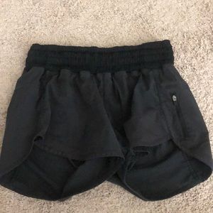 Lululemon Tracker Short (old version)
